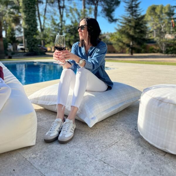 Puf Cojín Névolo Cuadros Beige