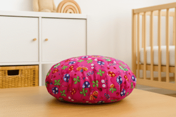 Cojín Redondo Insectos Fucsia 53cm Ø